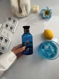 عطر ادکلن الحمبرا ایمجینیشن لویی ویتون | Alhambra Jean Lowe Azure