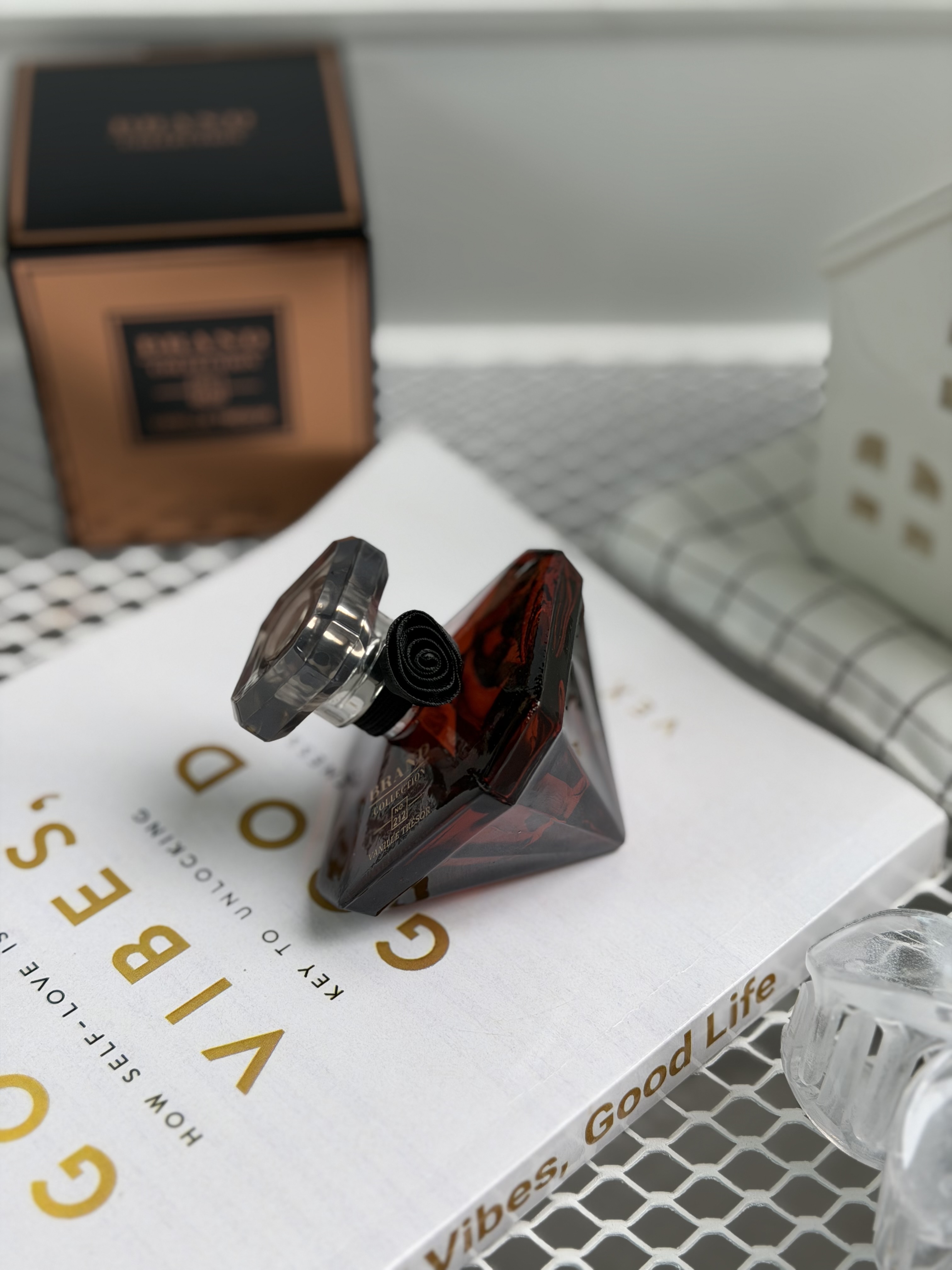 عطر ادکلن لانکوم لا نویی ترزور وانیل نویر مینی برند کالکشن